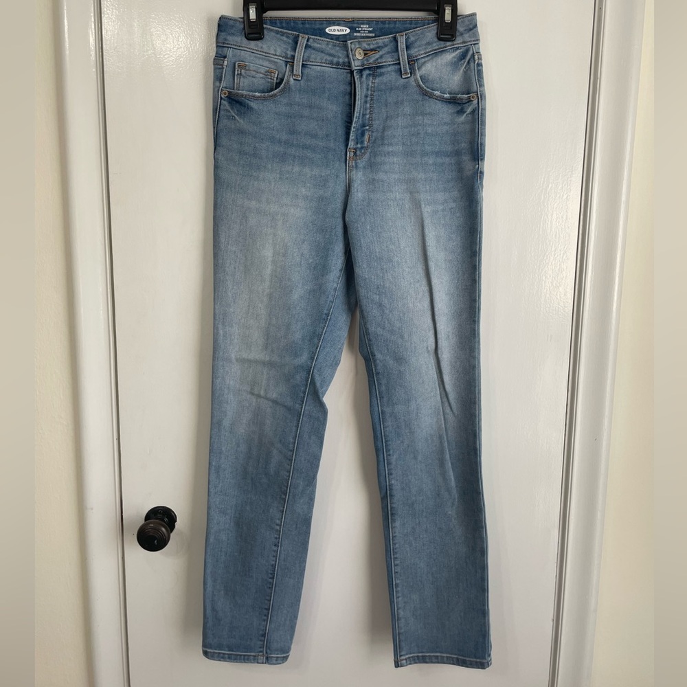 Straight leg high-rise jeans